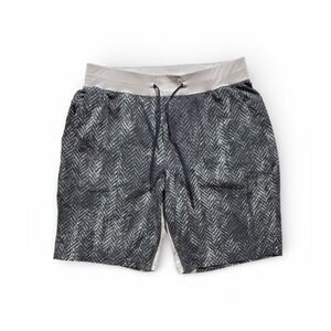 Lululemon Men's T.H.E. Short Liner 9" Large Herringbone Gray Workout Gym -1398